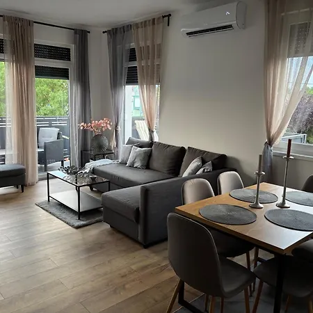 Lily Aparthotel Balatonlelle