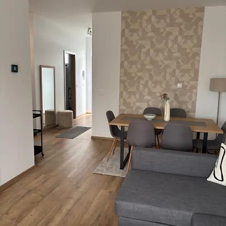 Aparthotel Lily 3*