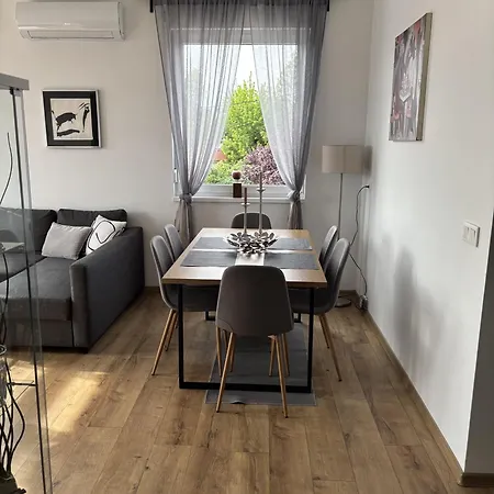 Appart hôtel Lily 3*